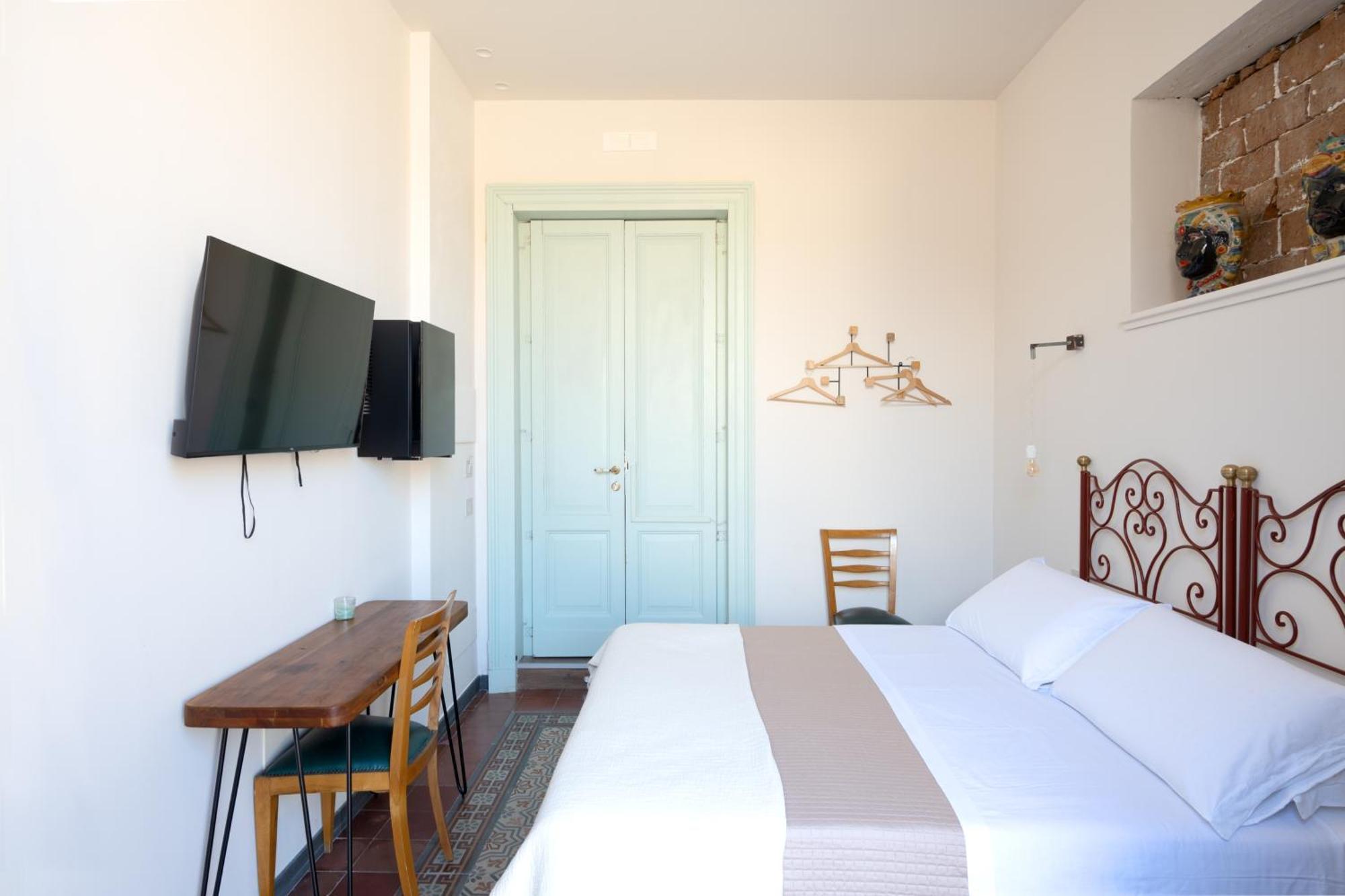 Holiday Lux Boutique Room CTA Exterior foto