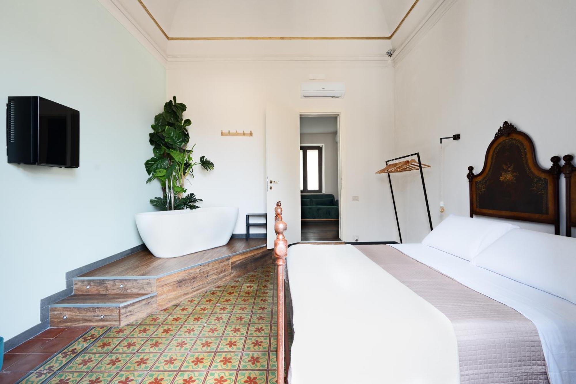 Holiday Lux Boutique Room CTA Exterior foto